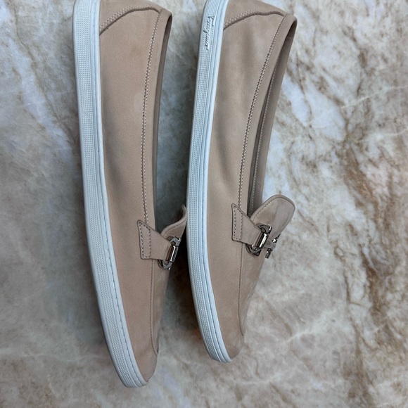 Ferragamo Mercury Ultra soft beige color suede loafers Size 8.5M - Picture 7 of 10